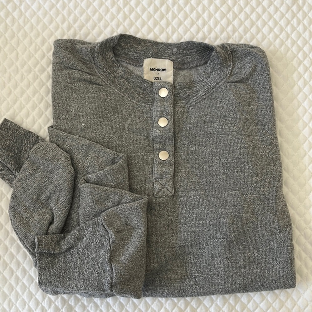 Soul Cycle + Monrow colab! One of a kind long sleeve Henley size S